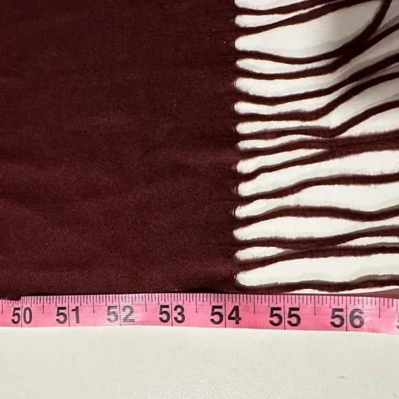 Vintage Fraas Rich Burgundy Women’s Scarf - Picture 4 of 4